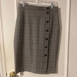 Plaid pencil skirt with buttons